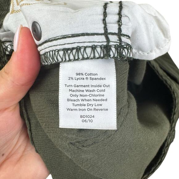 Talbots Deep Green Corduroy Mid Rise Signature Bootcut Pants Fall Holiday Simple - Picture 9 of 9